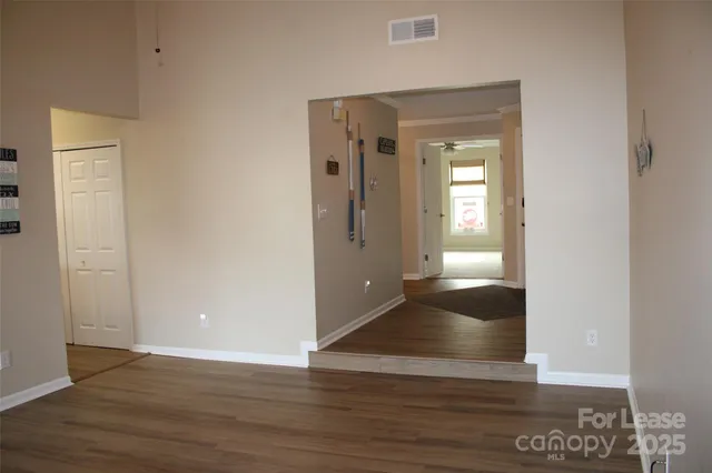 $1,800 | 19839 Henderson Road, Unit M, Cornelius, NC 28031