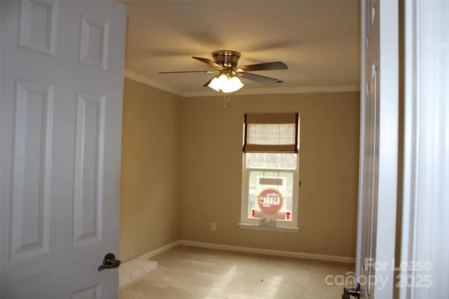 $1,800 | 19839 Henderson Road, Unit M, Cornelius, NC 28031