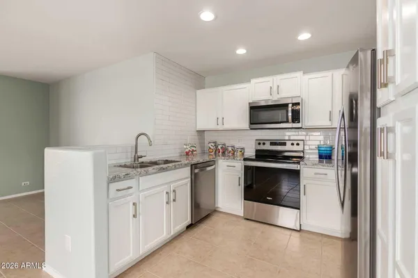 $2,250 | 17618 West Calavar Road, Surprise, AZ 85388