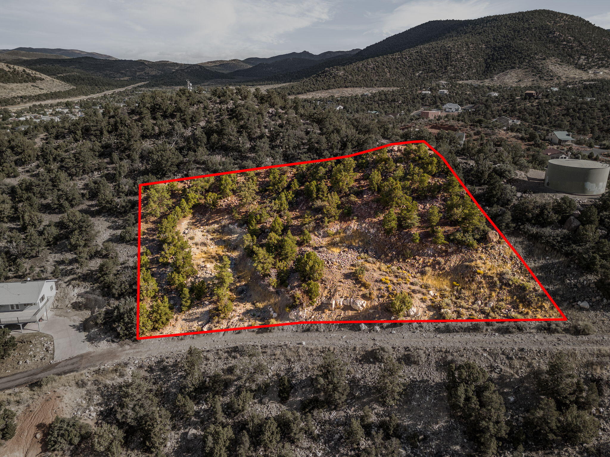2-web-or-mls-e-red-hills-road