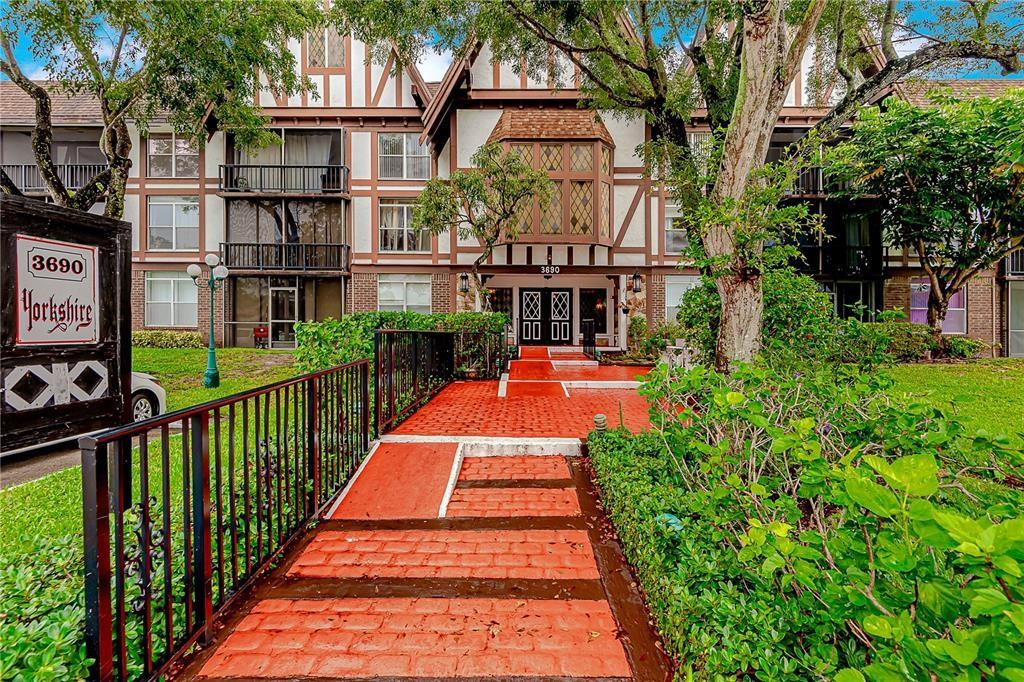 3690 Inverrary Drive, Unit 1N Lauderhill, FL 33319 - Photo 8 of 29 Gorgeous front entrance.