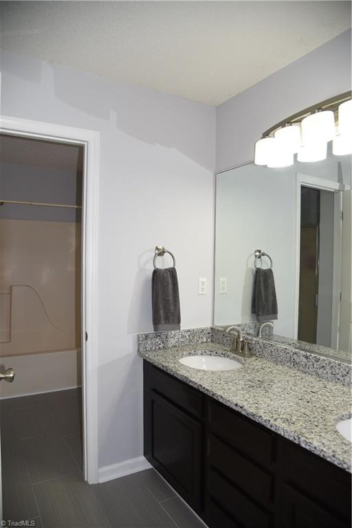 166 Central Oaks Road Clemmons, NC 27012 - Photo 9 of 18 Gallery Image 9