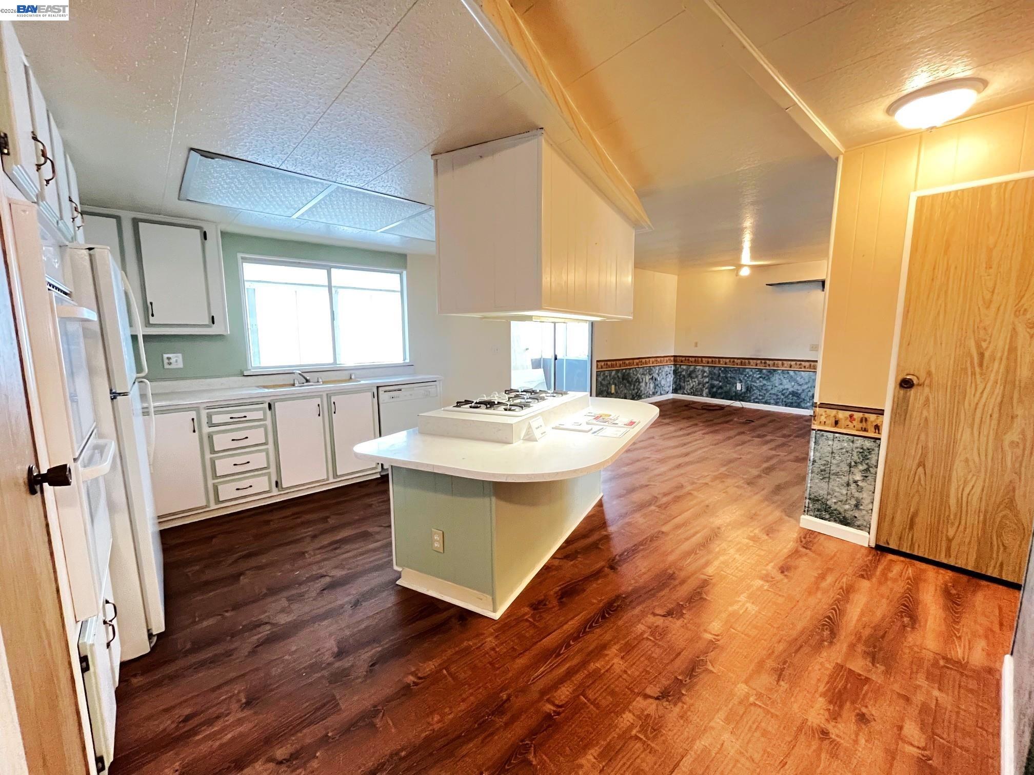 4141 Deep Creek Road, Unit 84 Fremont, CA 94555 - Photo 3 of 22