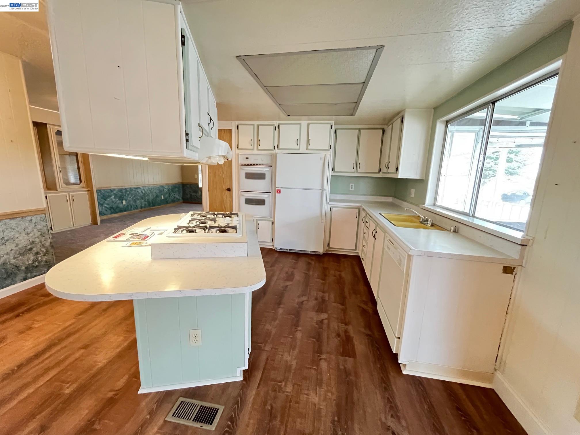 4141 Deep Creek Road, Unit 84 Fremont, CA 94555 - Photo 4 of 22