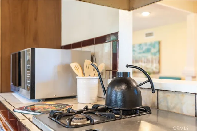 $989,000 | 3318 West Borchard Circle, Santa Ana, CA 92704