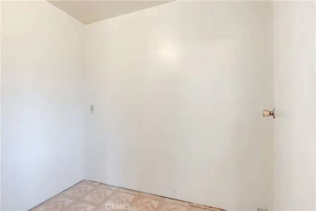 $989,000 | 3318 West Borchard Circle, Santa Ana, CA 92704