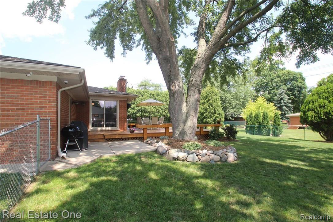 28388 Westerleigh Road Farmington, MI 48334 - Photo 20 of 41 IMG_9266.JPG
