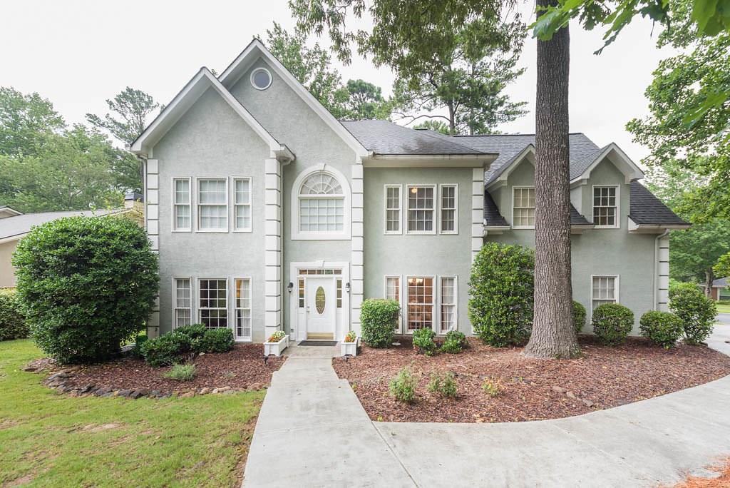 Presenting 2619 Chadwick Road - East Cobb Elegance, move in ready, pristine condition.