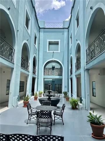 $1,850 | 760 Magazine Street, Unit 111, New Orleans, LA 70130