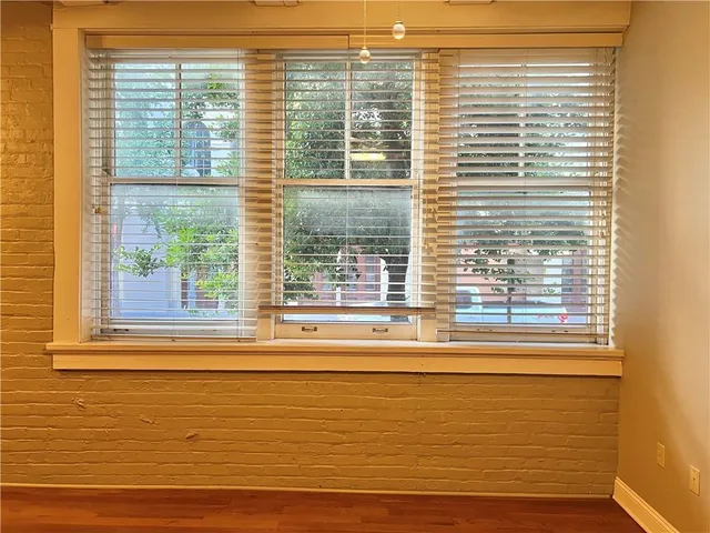 $1,850 | 760 Magazine Street, Unit 111, New Orleans, LA 70130