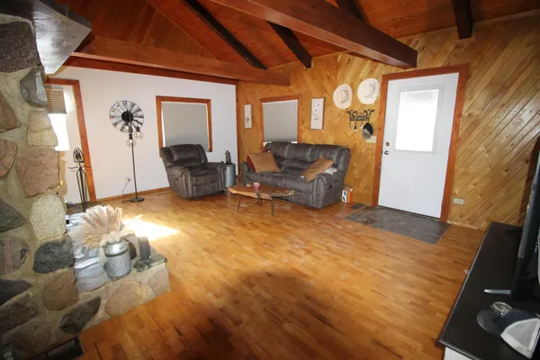 $389,900 | 3307 West Isle Street, Wahkon, MN 56386