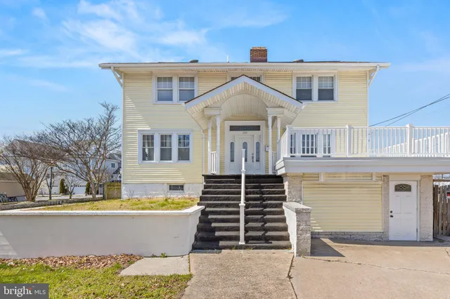 $1,400,000 | 109 Baltimore Avenue, Ocean City, MD 21842