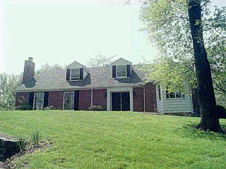 8525 Camargo Road Cincinnati, OH 45243 - Photo 1 of 1