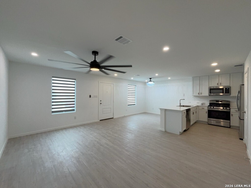 6914 Dorato Ridge Elmendorf, TX 78112 - Photo 11 of 52