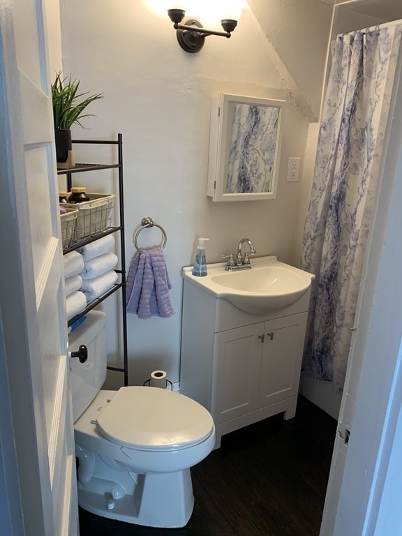 24 Riley Avenue Weymouth, MA 02189 - Photo 13 of 33 Gallery Image 13