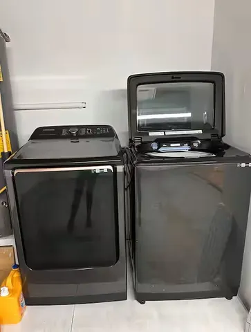 $2,300 | 105 Marlin Avenue, Galveston, TX 77550