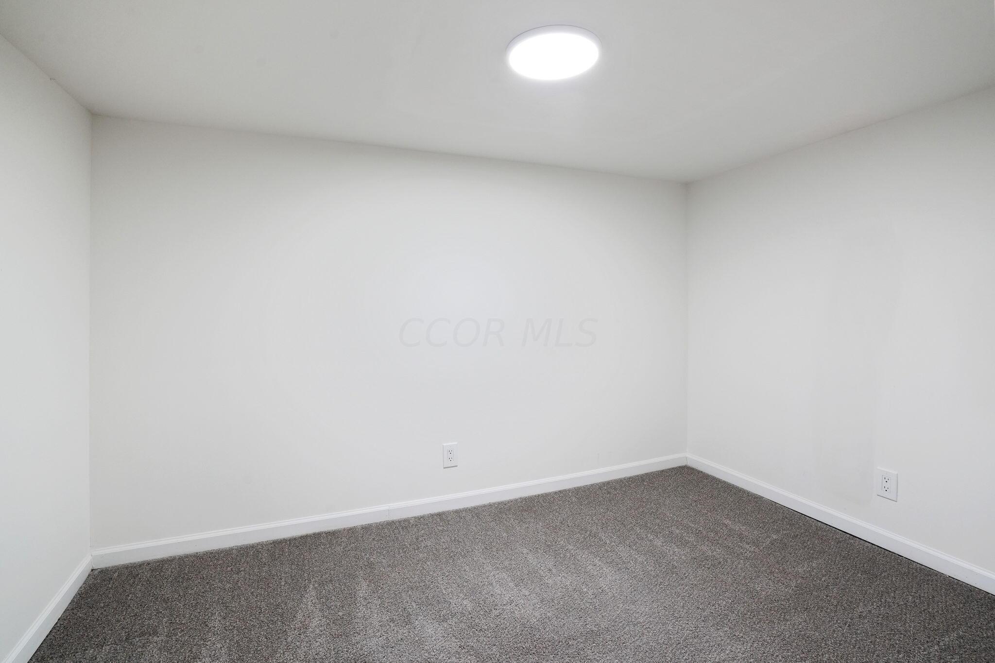 925 Salisbury Road Columbus, OH 43204 - Photo 26 of 36 Storage