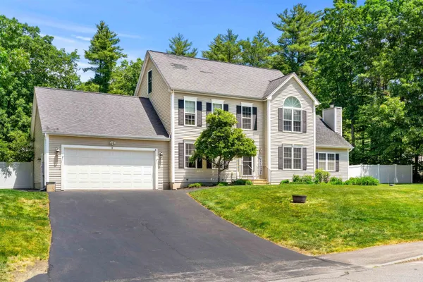 $849,500 | 503 Ashley Drive, Pembroke, NH 03275