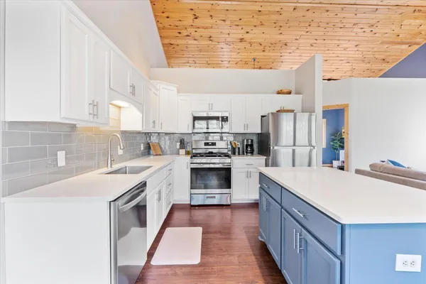 $639,900 | 11423 Fawn Lake Road, Breezy Point, MN 56472
