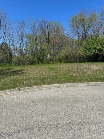 $44,850 | 2439 Greystone Lane, Springfield, OH 45503