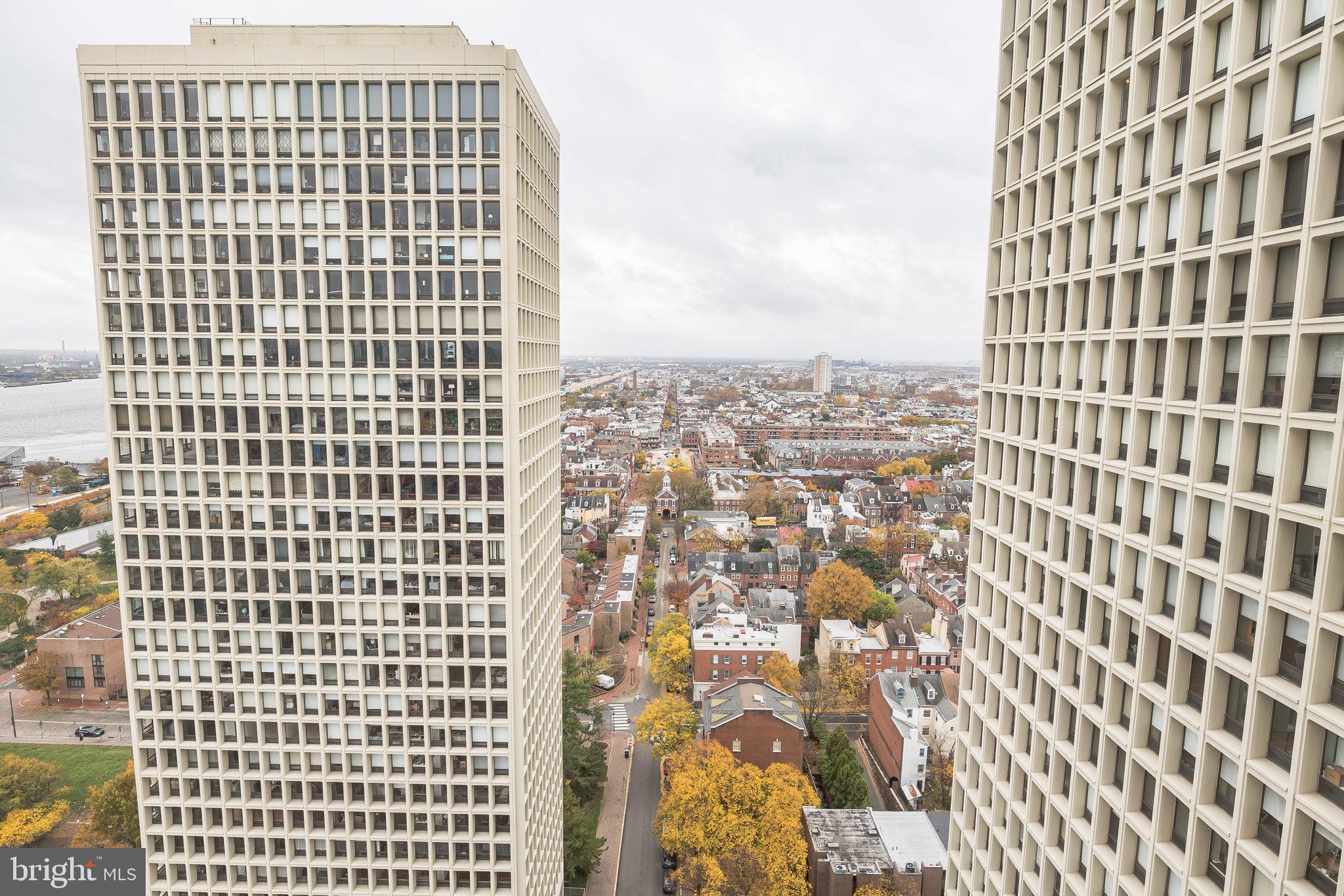 200 Locust Street, Unit 25H Philadelphia, PA 19106 - Photo 14 of 30 South-facing view