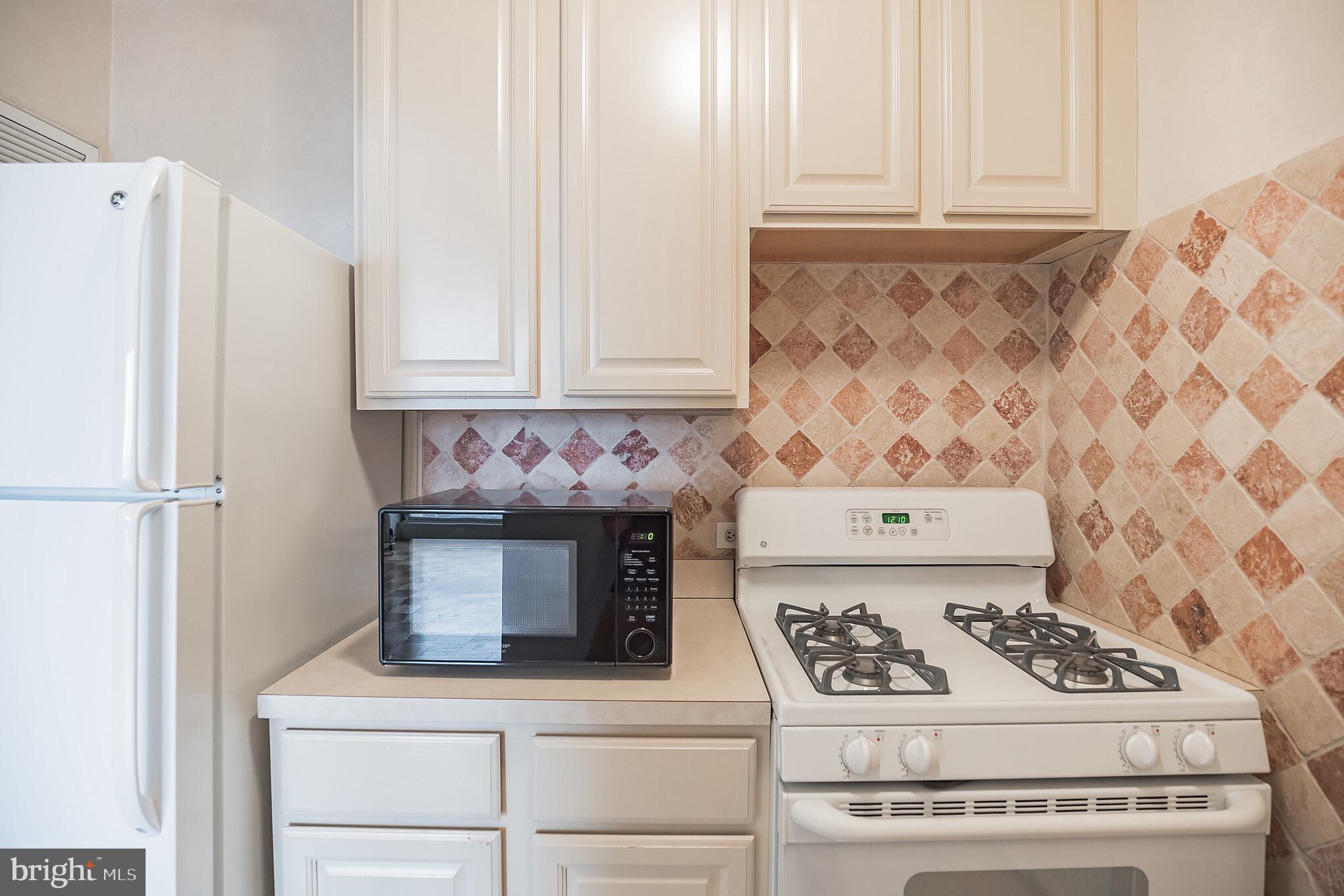 200 Locust Street, Unit 25H Philadelphia, PA 19106 - Photo 9 of 30