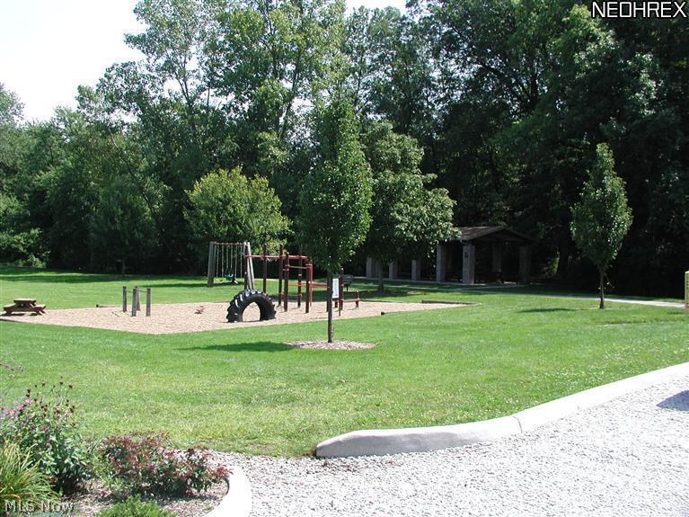 2883 Lee Road Silver Lake, OH 44224 - Photo 21 of 25