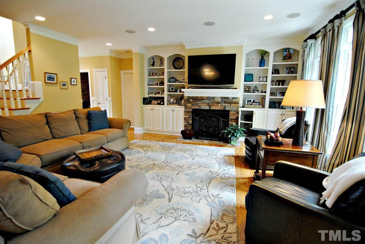 2905 Elmfield Street Raleigh, NC 27614 - Photo 3 of 24 Gallery Image 3