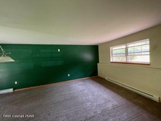 89 Nosirrah Road Albrightsville, PA 18210 - Photo 24 of 30 family room