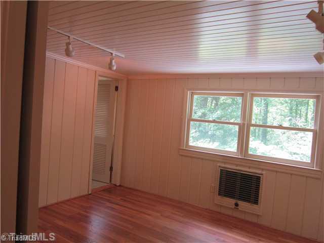 3501 Reynolda Road Winston-Salem, NC 27106 - Photo 14 of 16 2nd Bedroom.