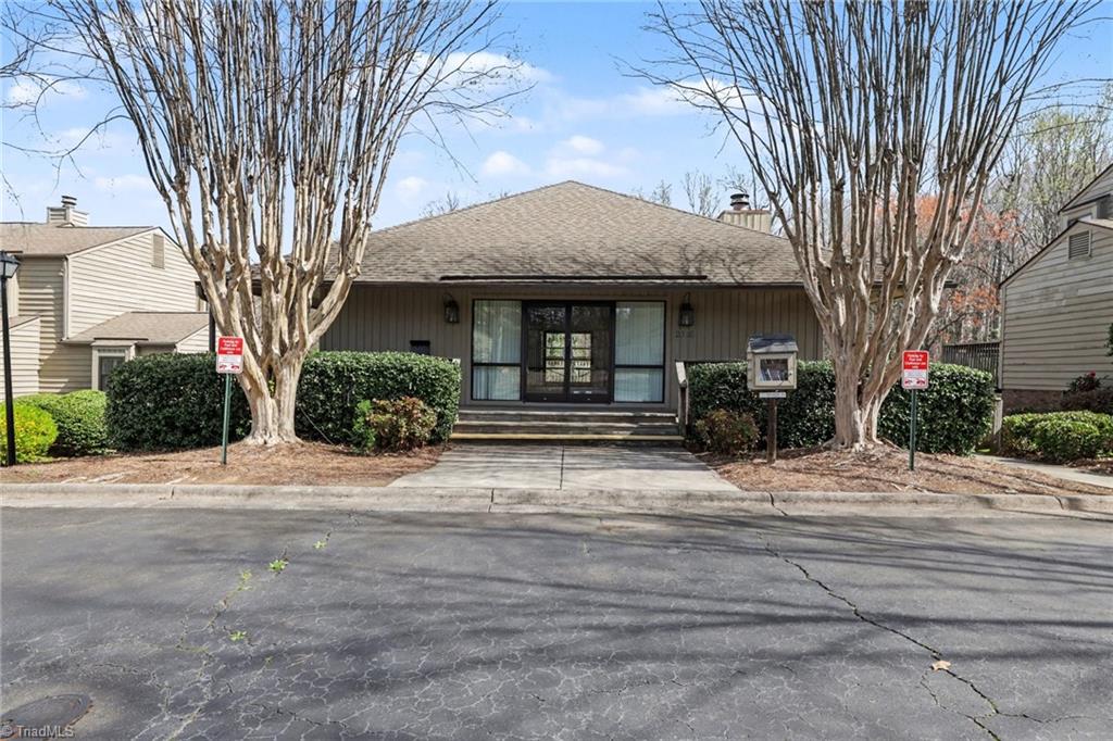 2313 Cypress Court High Point, NC 27265 - Photo 24 of 28