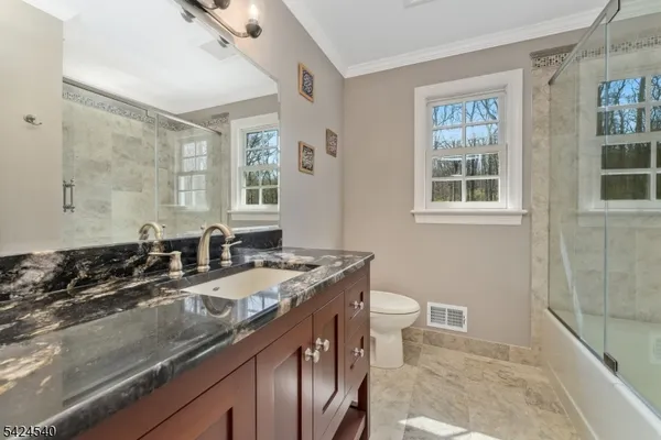 $889,000 | 64 Lindbergh Road, Ringoes, NJ 08551