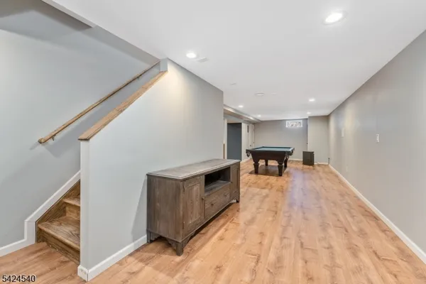 $889,000 | 64 Lindbergh Road, Ringoes, NJ 08551