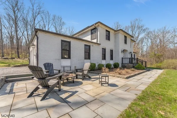 $889,000 | 64 Lindbergh Road, Ringoes, NJ 08551