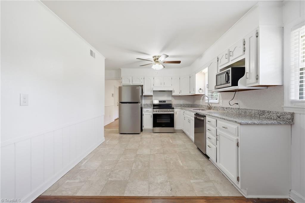 850 Minorcas Road Winston-Salem, NC 27106 - Photo 12 of 37