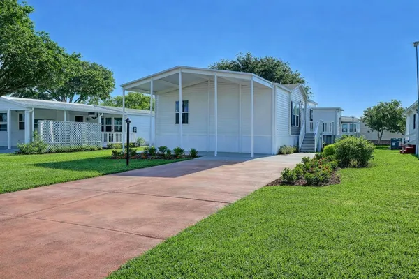 $275,000 | 1479 Barefoot Circle, Sebastian, FL 32976