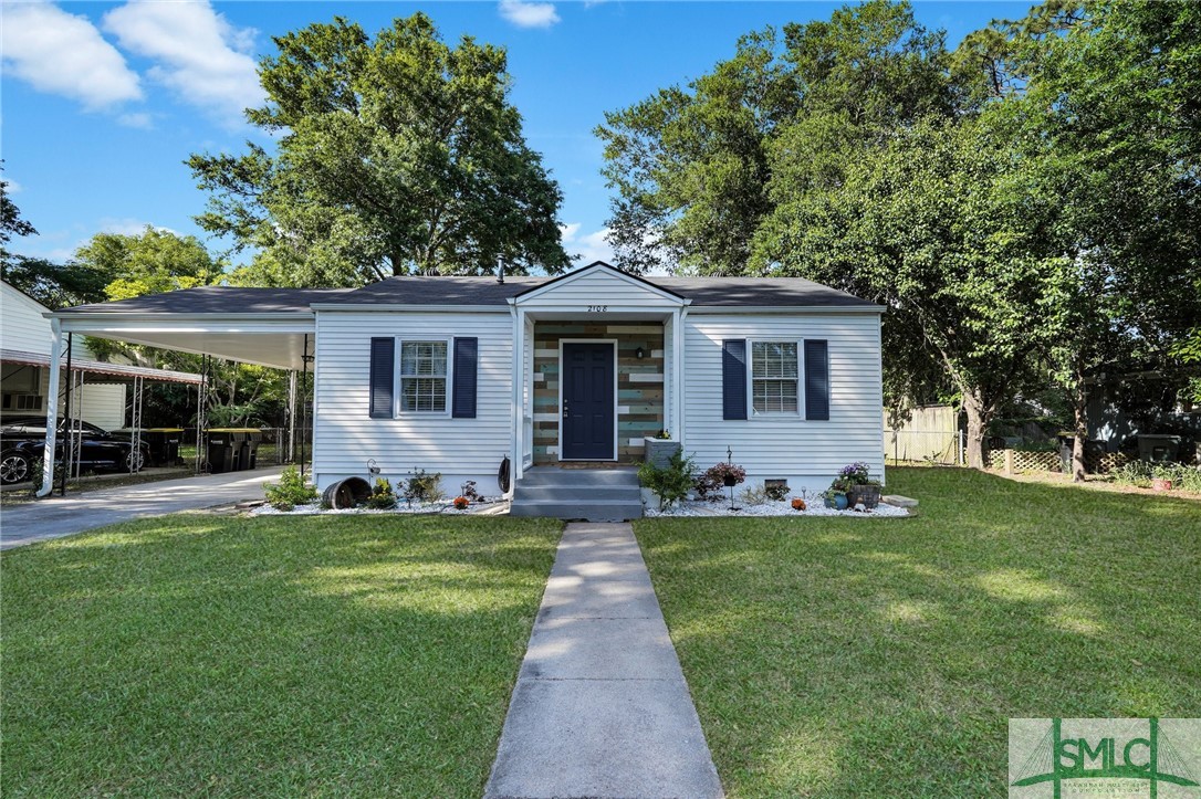 2108 South Fernwood Drive Savannah, GA 31404 - Photo 1 of 33