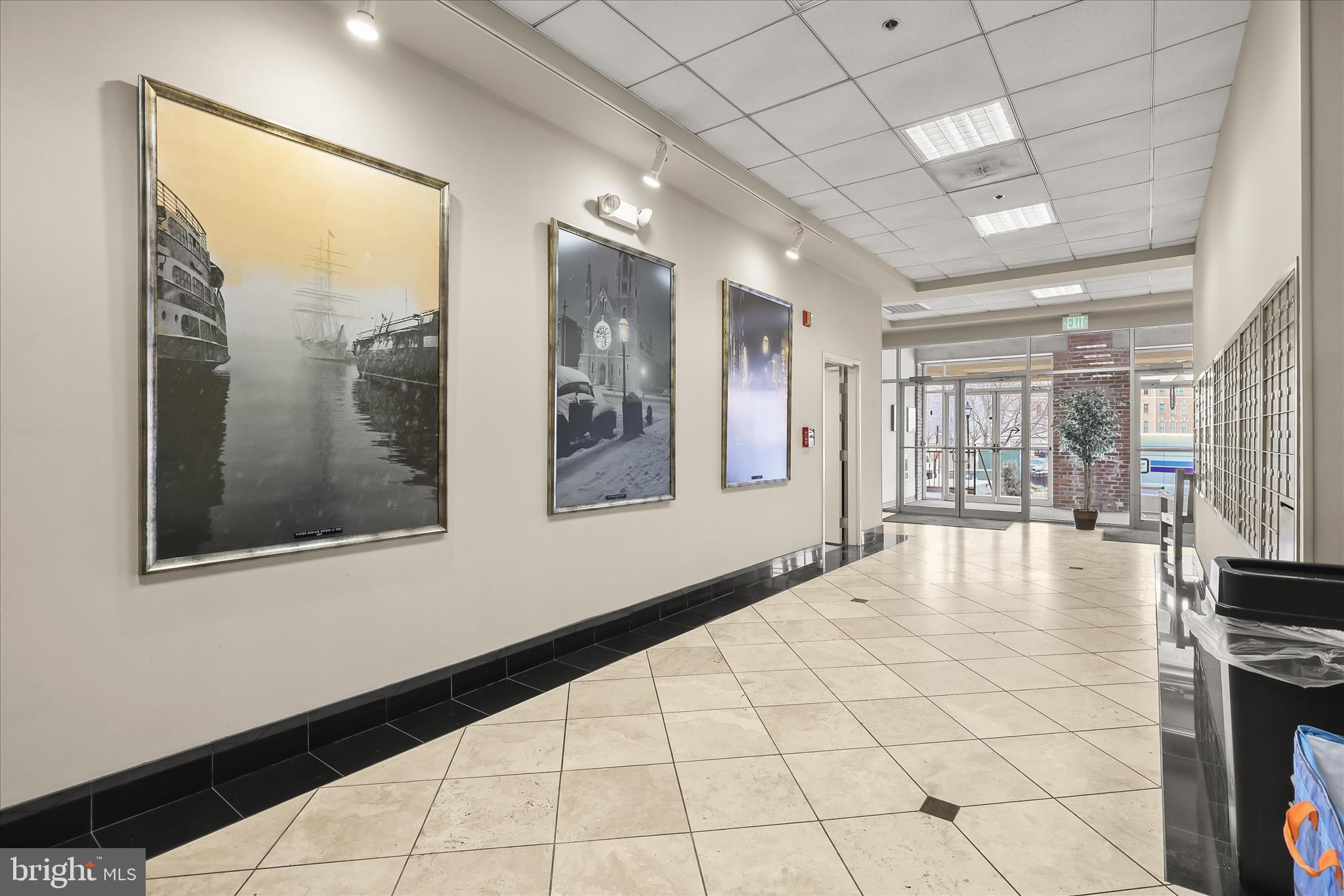 2702 Lighthouse Point East, Unit 522 Baltimore, MD 21224 - Photo 36 of 50 a view of an empty room with a window
