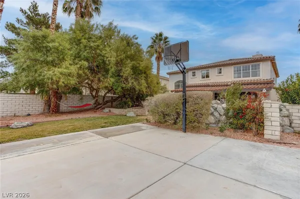 $4,500 | 2500 Hacker Drive, Henderson, NV 89074