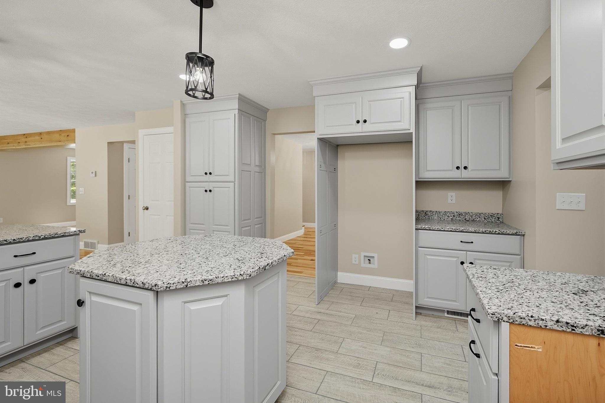 114 Dripping Spring Road Morgantown, WV 26508 - Photo 41 of 88 Main Floor Kitchen