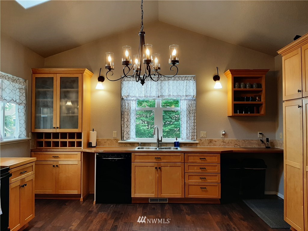 800 East Soderberg Road Allyn, WA 98524 - Photo 23 of 40 Gallery Image 23