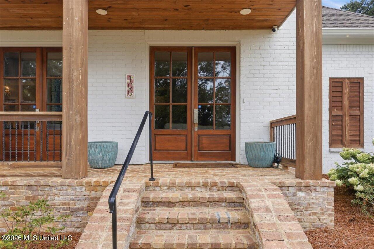 100 Pine Ridge Drive Canton, MS 39046 - Photo 5 of 44 05-100 Pine Ridge Dr _ Hometoursms.com