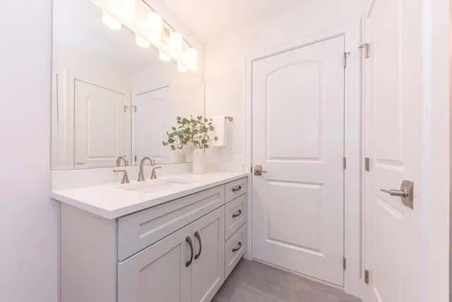 $764,900 | 7034 Black Cherry Lane, Saline, MI 48176