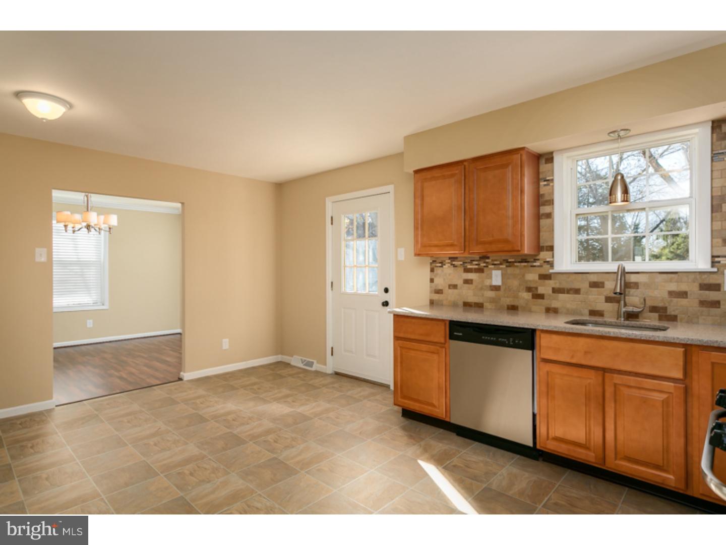 10 Birch Road Clementon, NJ 08021 - Photo 8 of 17 Gallery Image 8