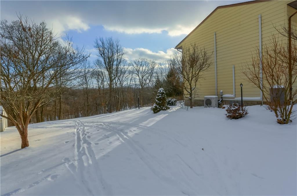 7950 Franklin Road Evans City, PA 16033 - Photo 6 of 43