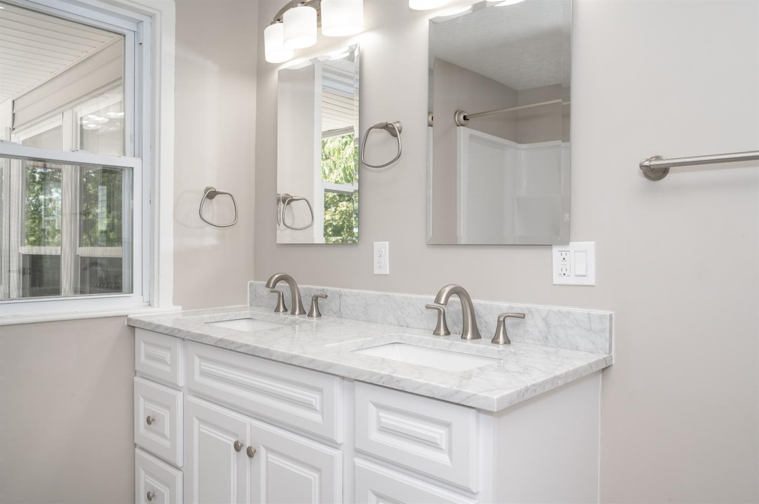 1701 Hamilton Richmond Road Hamilton, OH 45013 - Photo 17 of 42 Gallery Image 17