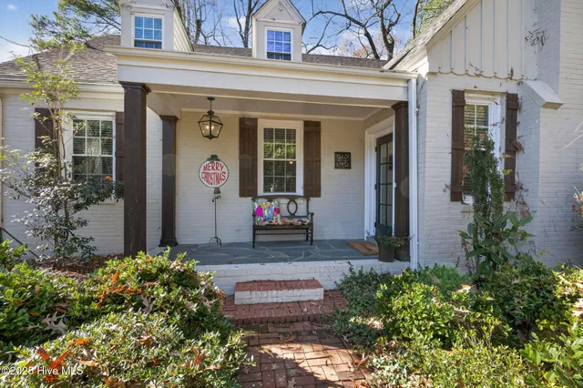 $274,000 | 1305 Kenan Street Northwest, Wilson, NC 27893