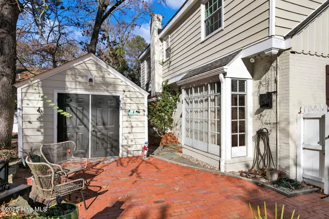 $274,000 | 1305 Kenan Street Northwest, Wilson, NC 27893