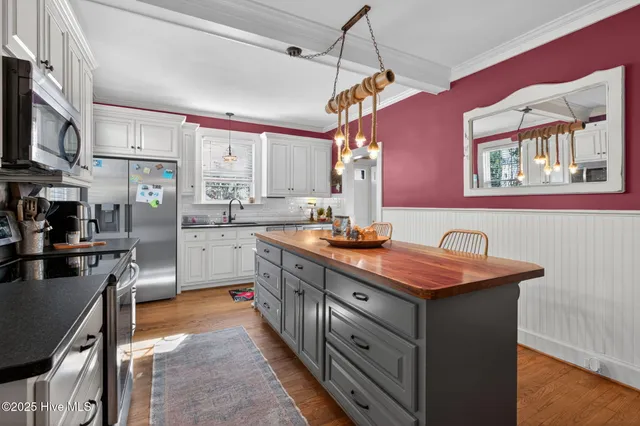 $274,000 | 1305 Kenan Street Northwest, Wilson, NC 27893