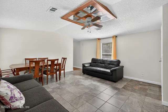 $145,000 | 6204 Kent Avenue, Keystone Heights, FL 32656